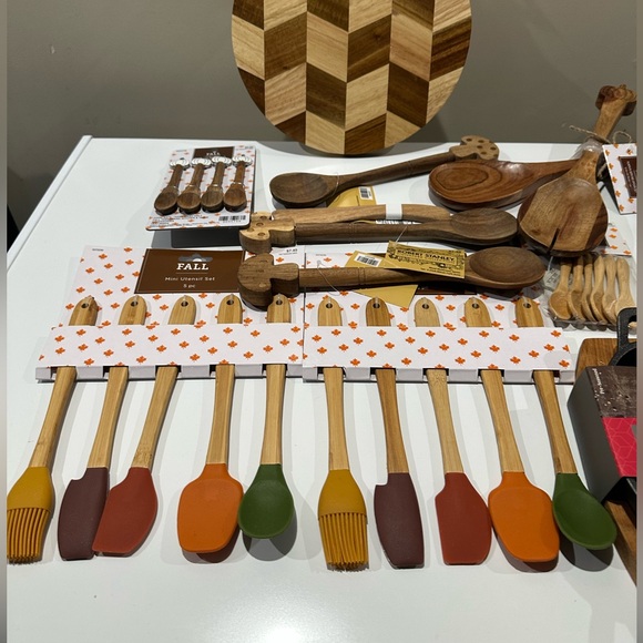 🌸NEW 25 Pieces Wood Kitchen tools from Hobby Lobby NWT. - Picture 3 of 14